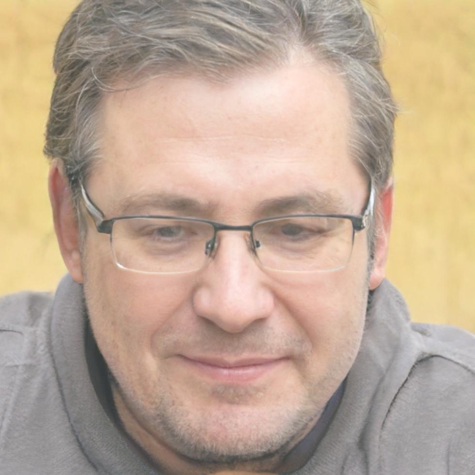 Porträtfoto von Carlos